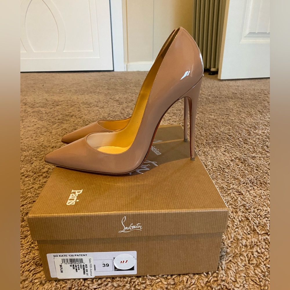 Nude So Kate Christian Louboutin heels.